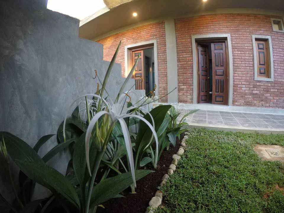 N 34 Hotel Mirissa Exterior foto