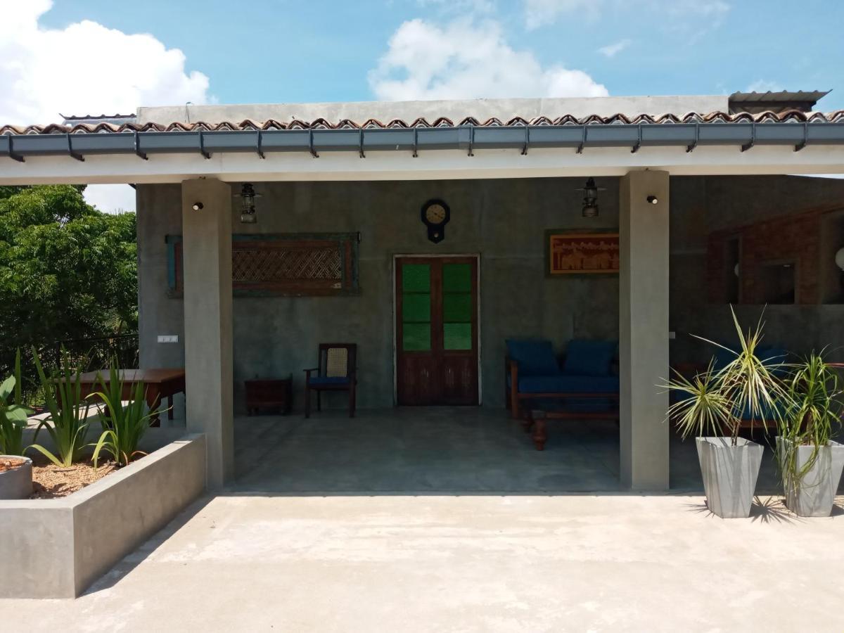 N 34 Hotel Mirissa Exterior foto